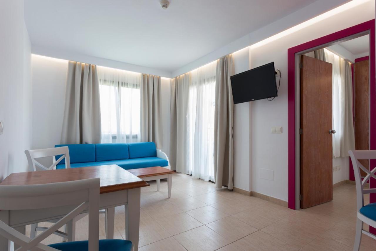 Aparthotel Cala Guya *
